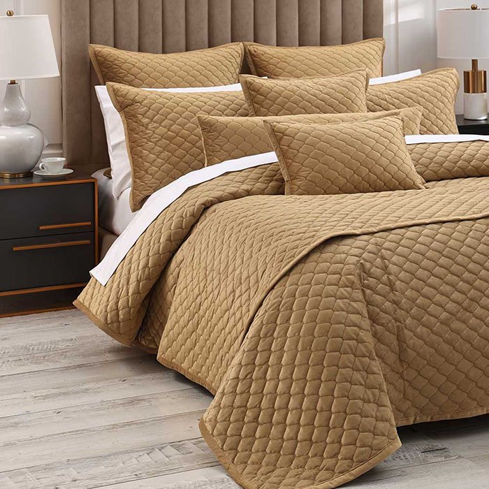 /images/pages/2862-Turner_Gold_SWT80970D01B_dc_2 1.jpg